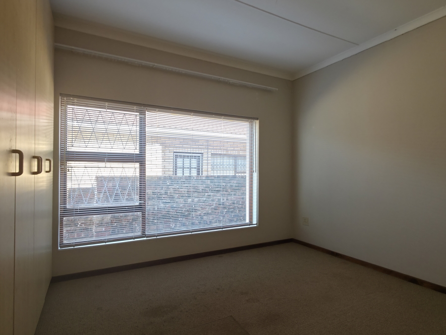 4 Bedroom Property for Sale in Noorsekloof Eastern Cape